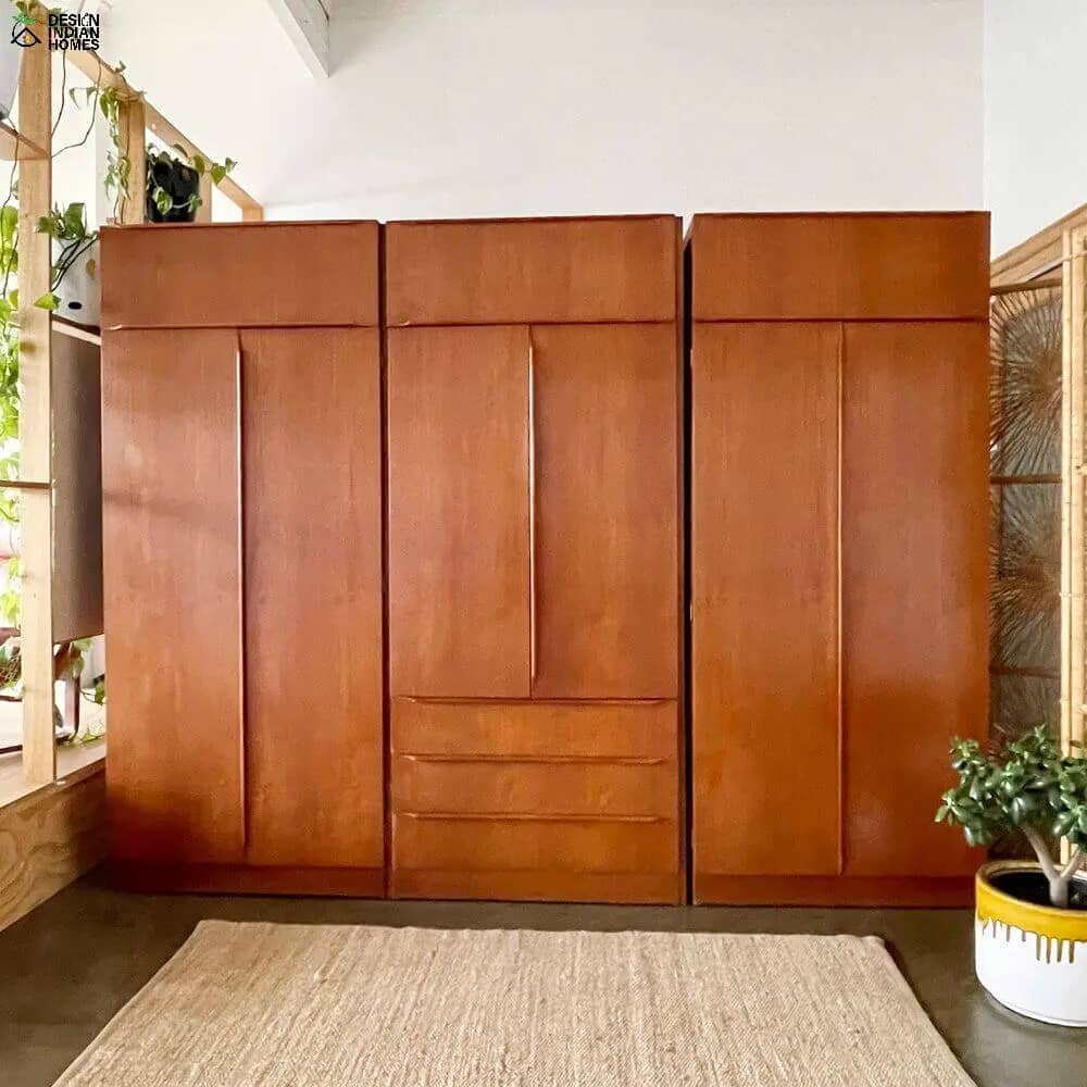 teak wood wardrobe Designs
