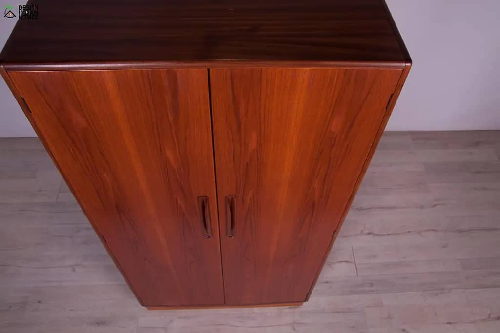 teak wood wardrobe Designs
